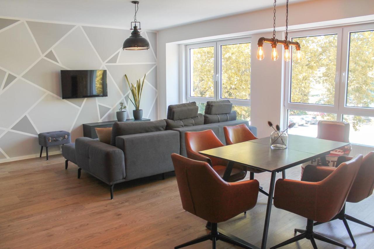 New York Apartment - Fuer Freunde & Familien, Stadtnah, Parkplatz, E-Ladestation, Gitterbox Fuer Fahrraeder, Fitnessstudio, Digitale Gaestemappe Mit Restaurant- Und Unternehmenstipps Кобленц Экстерьер фото